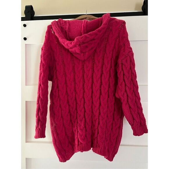 Hot pink braided hooded sweater size 1xl - Picture 2 of 7